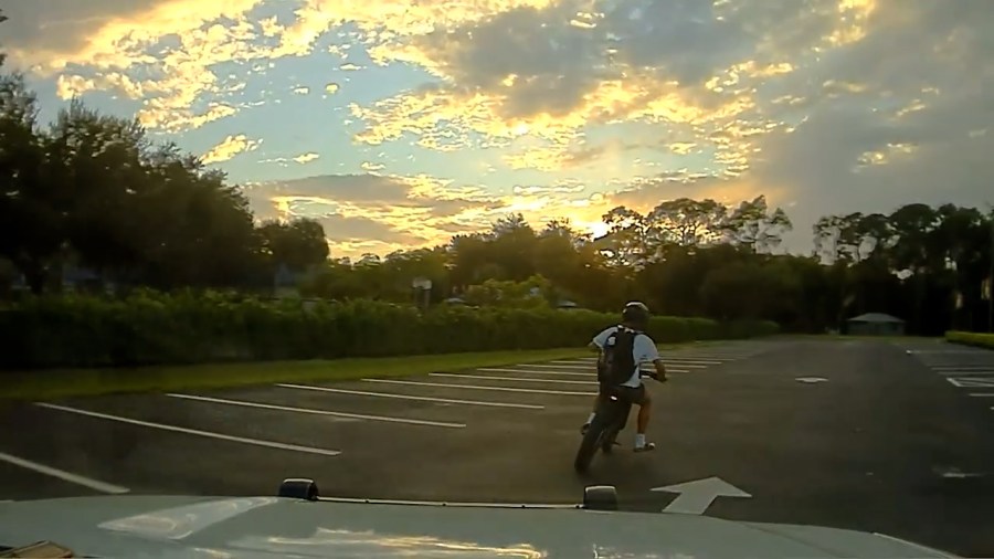 Video: 15-year-old leads Florida lawmakers in electric dirt bike chase