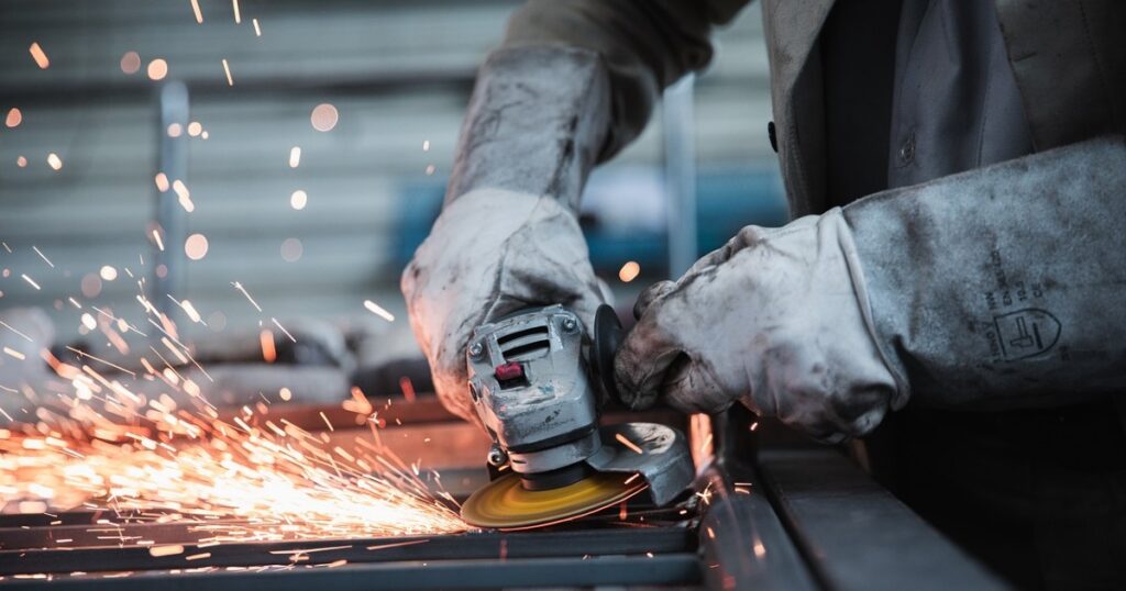 A new study reveals the Florida counties that saw the biggest declines in manufacturing jobs.