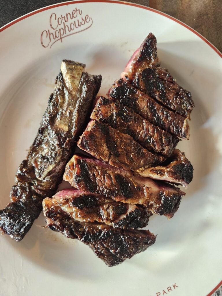 Corner Chophouse: Neighborhood vibe, nuanced classics